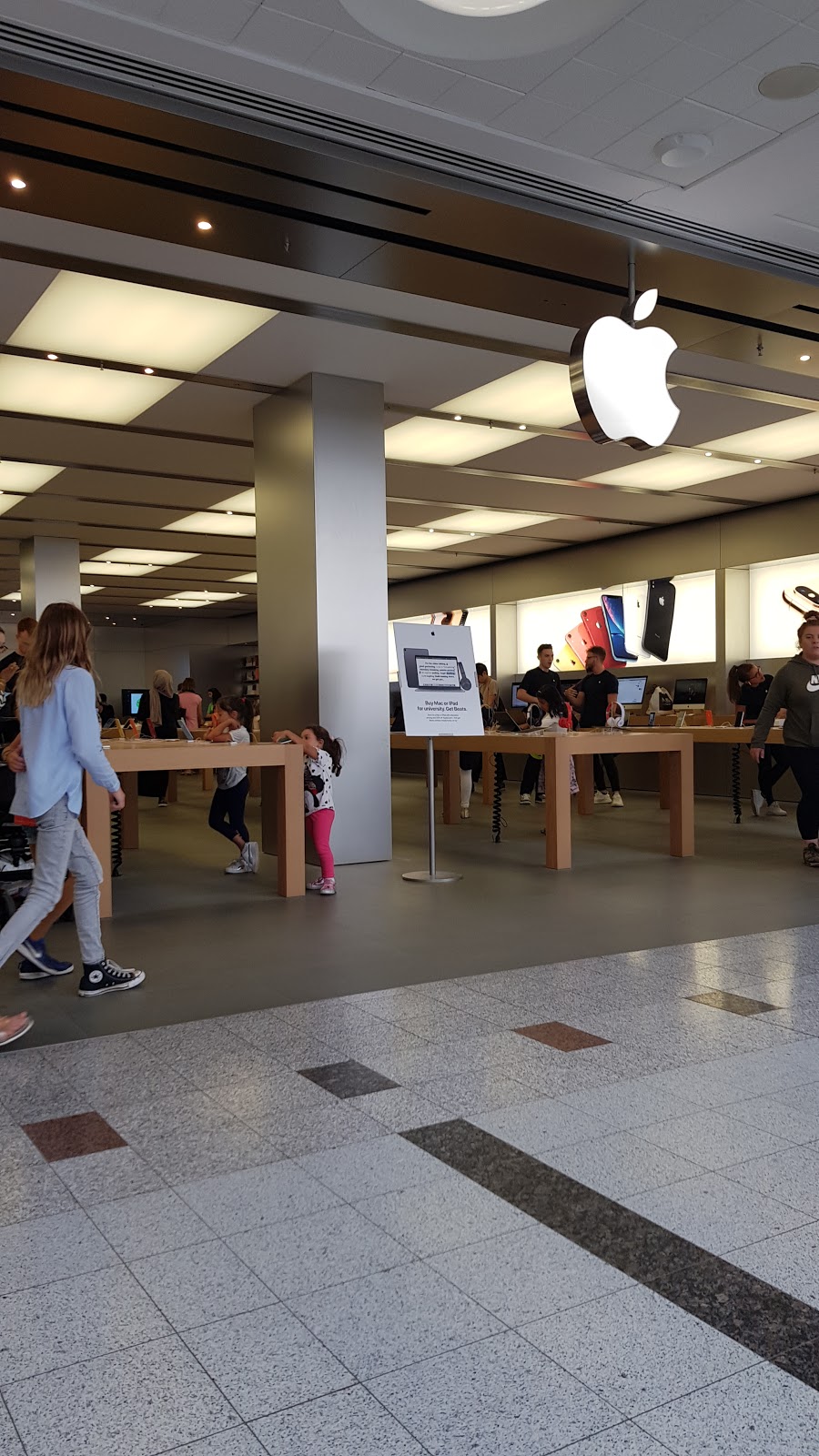 Apple Bentall Centre