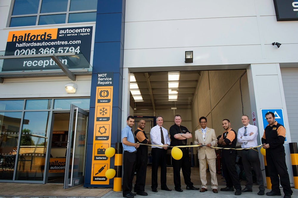 Halfords Autocentre Enfield