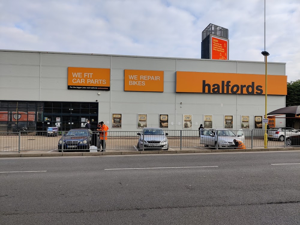 Halfords – New Malden