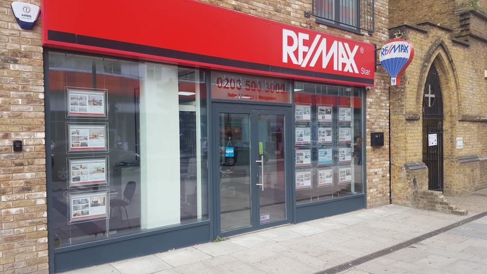 REMAX ESTATE AGENTS