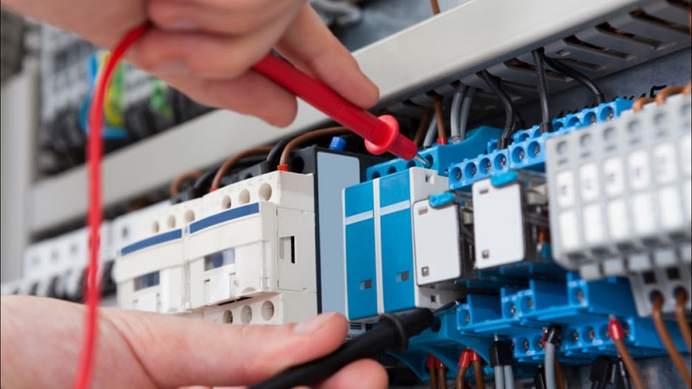 FM ELECTRICAL ENGINEERING SERVICES LTD ( LOCAL ELECTRICIANS)