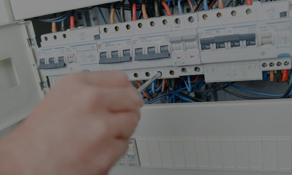 KZS Electrical Services – 24/7 Emergency Electricians, Domestic & Commercial Electricians Blackburn