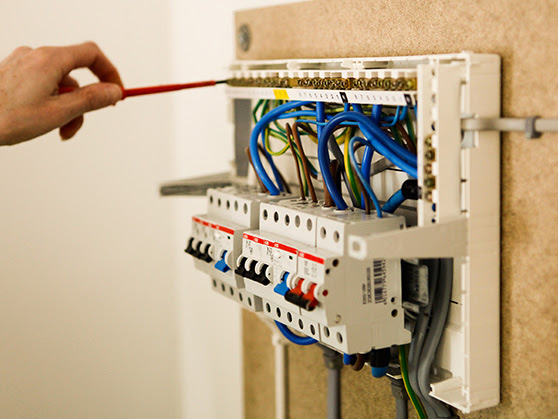 SMT Electrical Contractors Ltd – Local Electricians